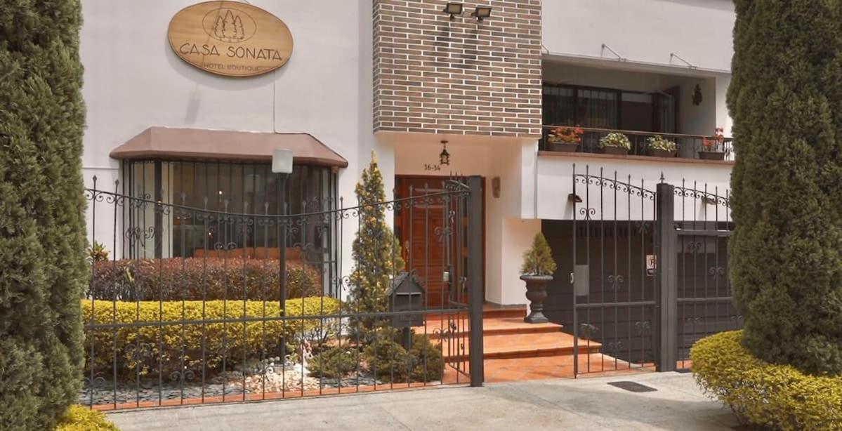 Hotel Casa Sonata Medellín Buitenkant foto
