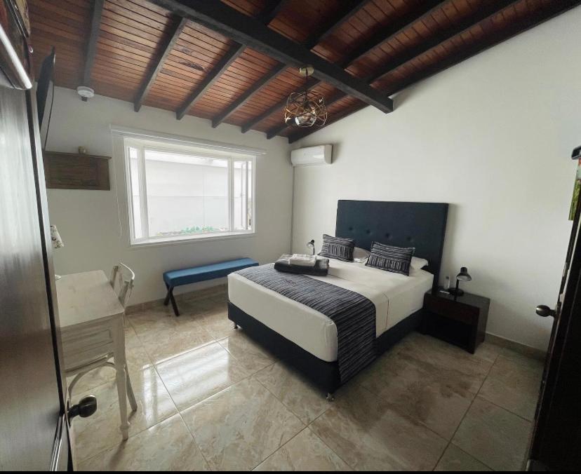 Hotel Casa Sonata Medellín Buitenkant foto